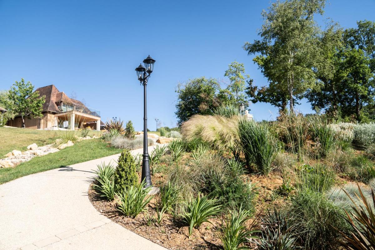 Jardin de l'établissement La Perle de Domme