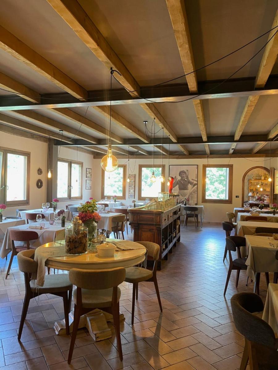 Hotel Gabriella - Housity