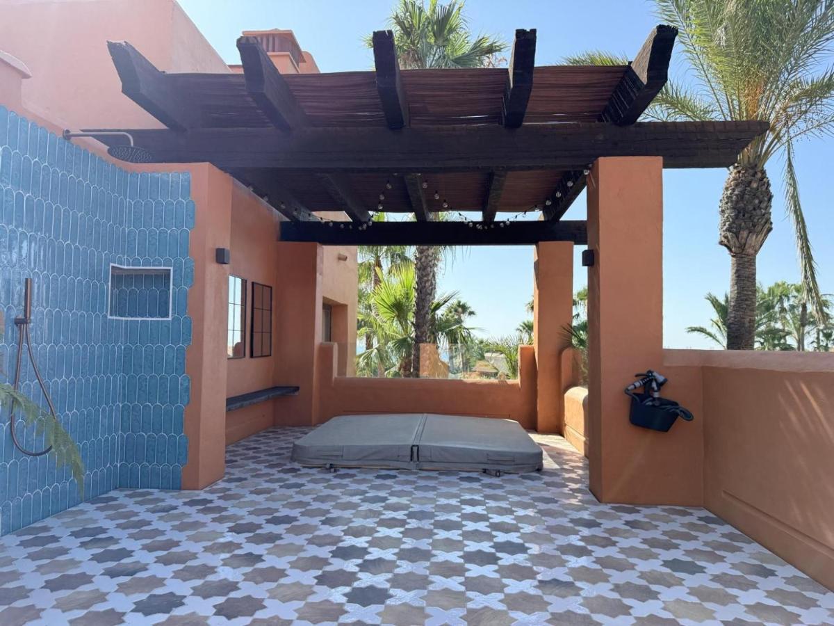 Imagen de la galería de Aparthotel Novo Resort, en Novo Sancti Petri