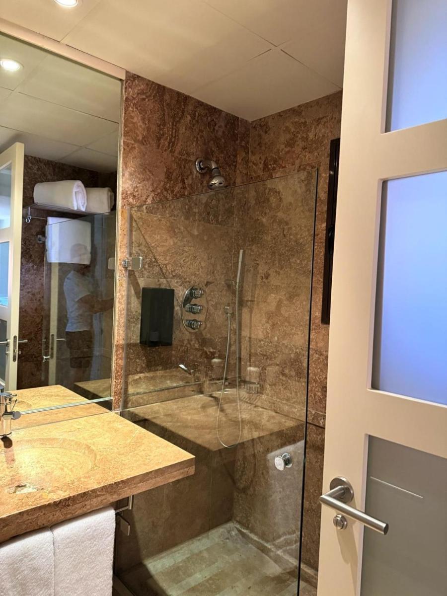 Un baño de Aparthotel Novo Resort