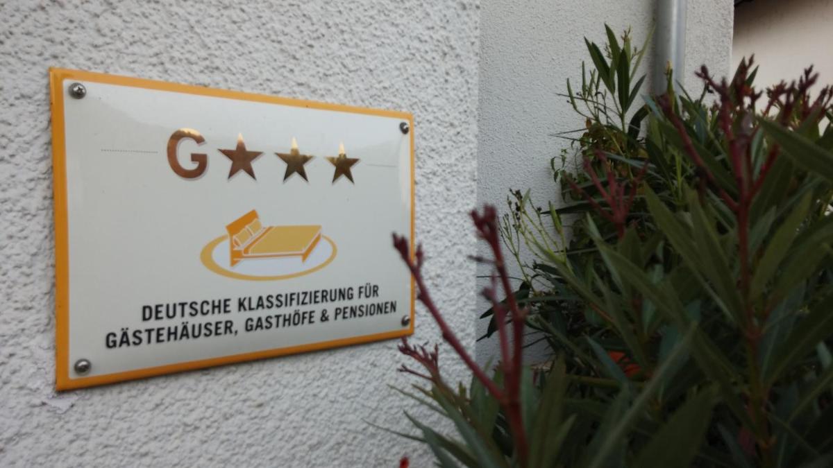 Pension Gästehaus Kachelofa - Housity