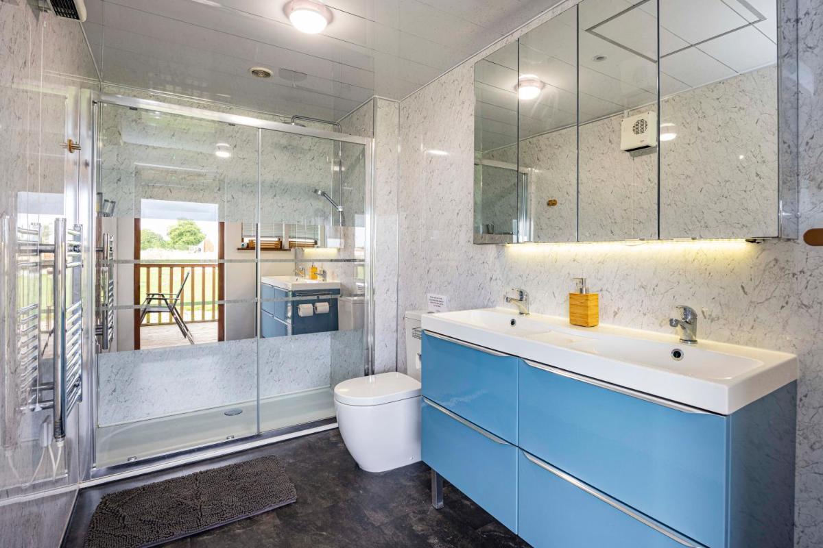 Meadow Vale Retreats - Housity