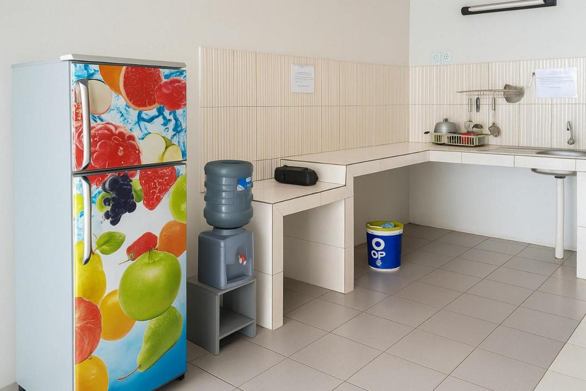 Elang House near Simpang Lima Tasikmalaya Mitra RedDoorz - Housity