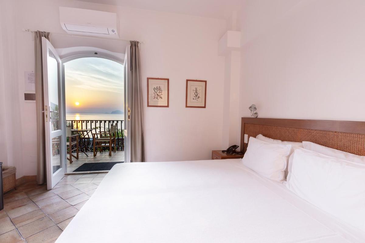 Hotel Punta Scario - Housity