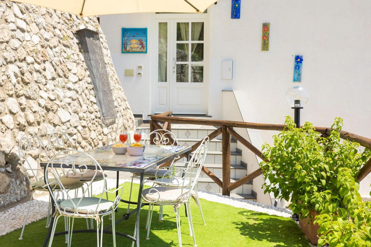 Holidays Perla d'Amalfi - Live the Coast & Private Parking - Housity
