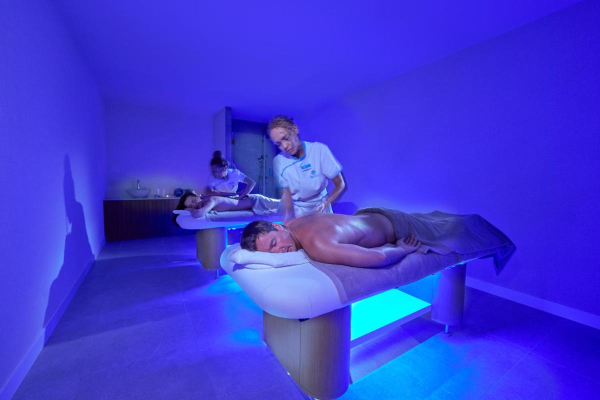 Os clientes hospedados em PortoBay Blue Ocean