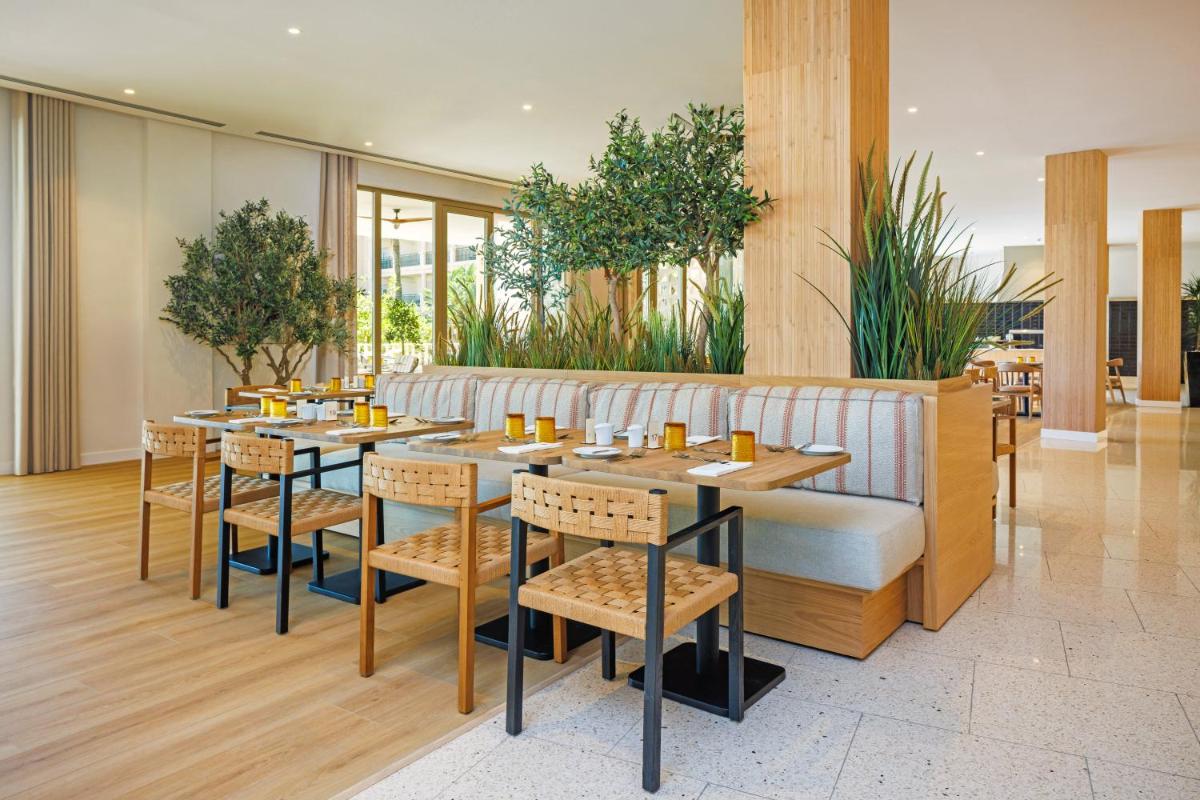 Uma área de estar em PortoBay Blue Ocean