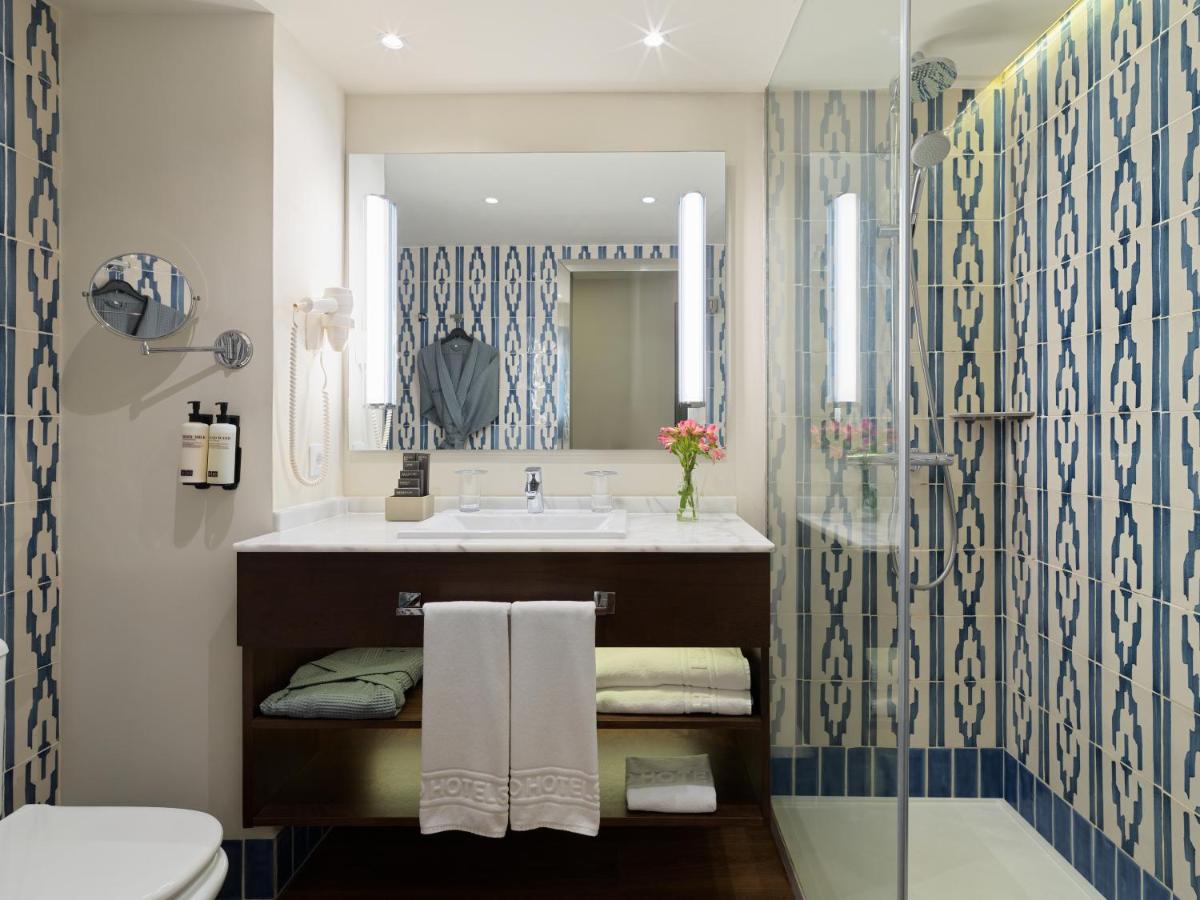 Un baño de H10 Conquistador