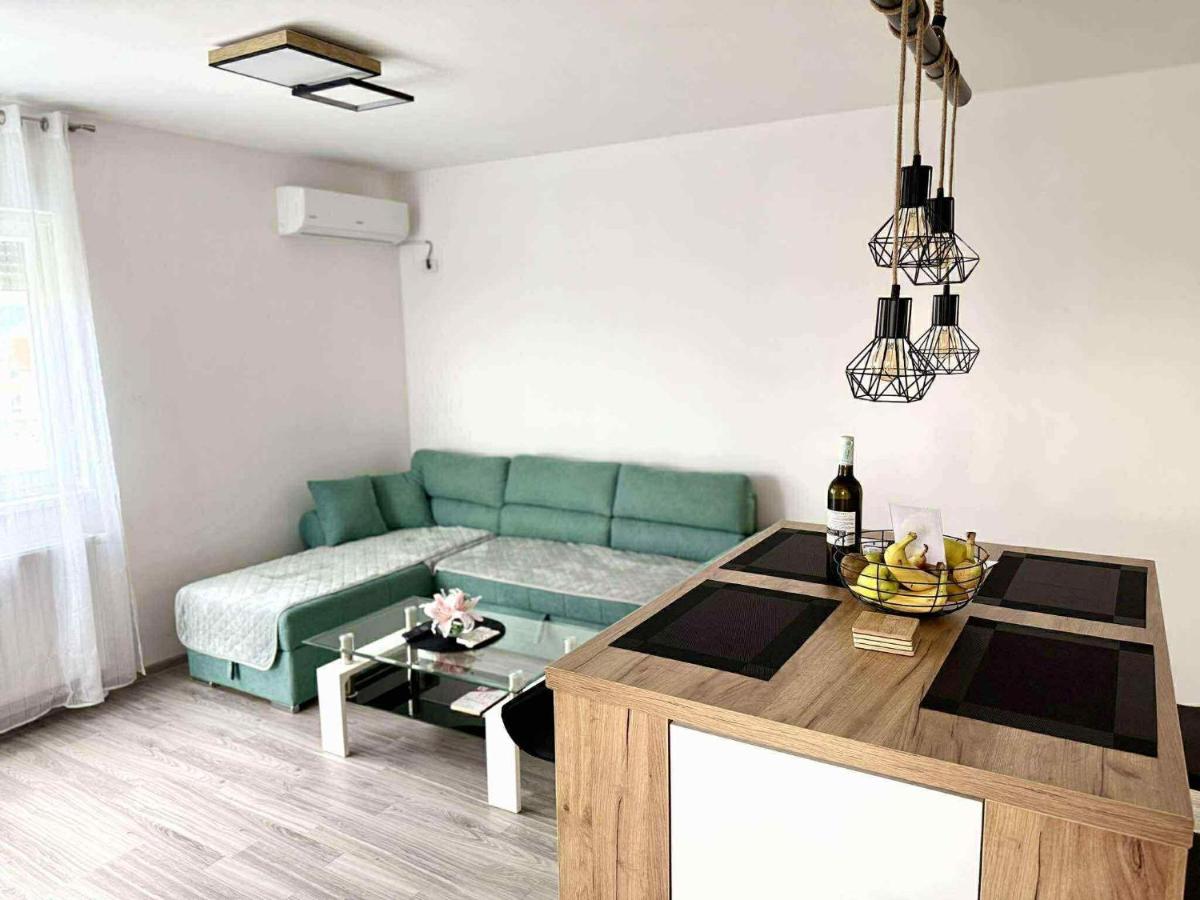 Bella LUX - Housity
