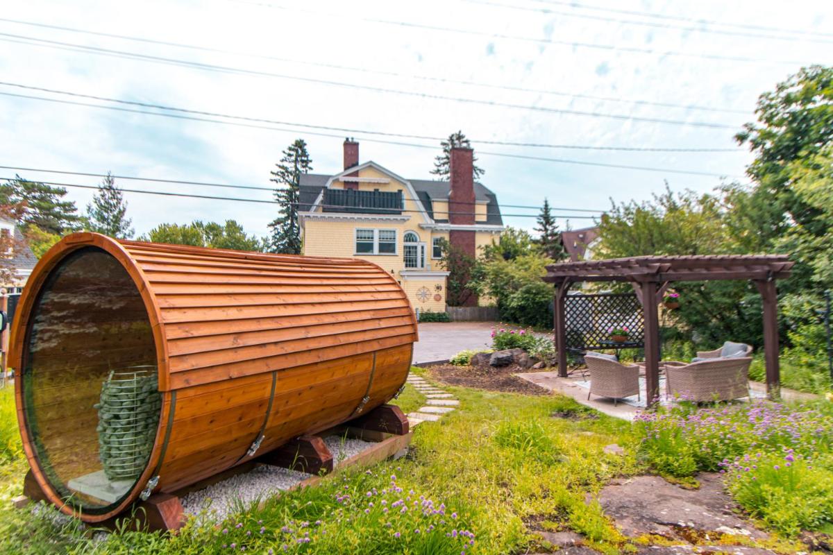 Historic Salyards Mansion by Heirloom Boutique Collection - Housity
