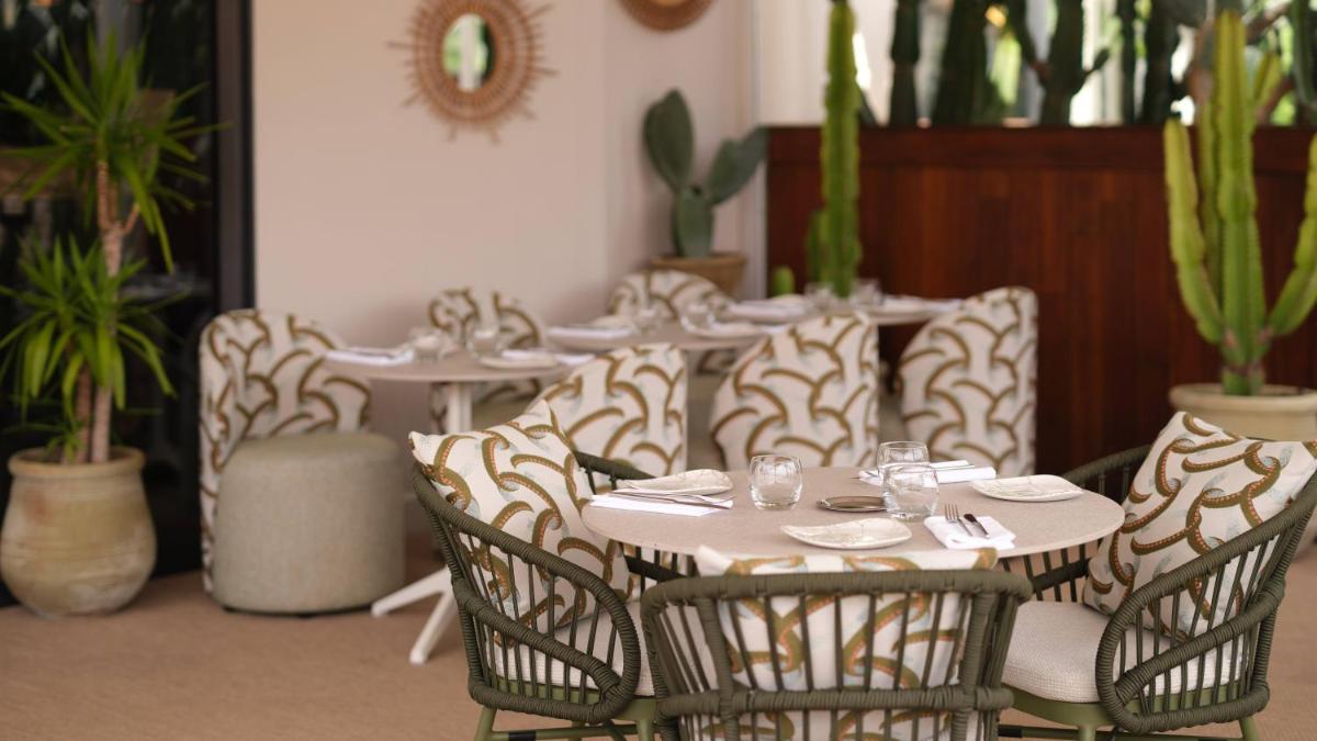 Restaurant ou autre lieu de restauration dans l'établissement Five Seas Cannes, a Member of Design Hotels™