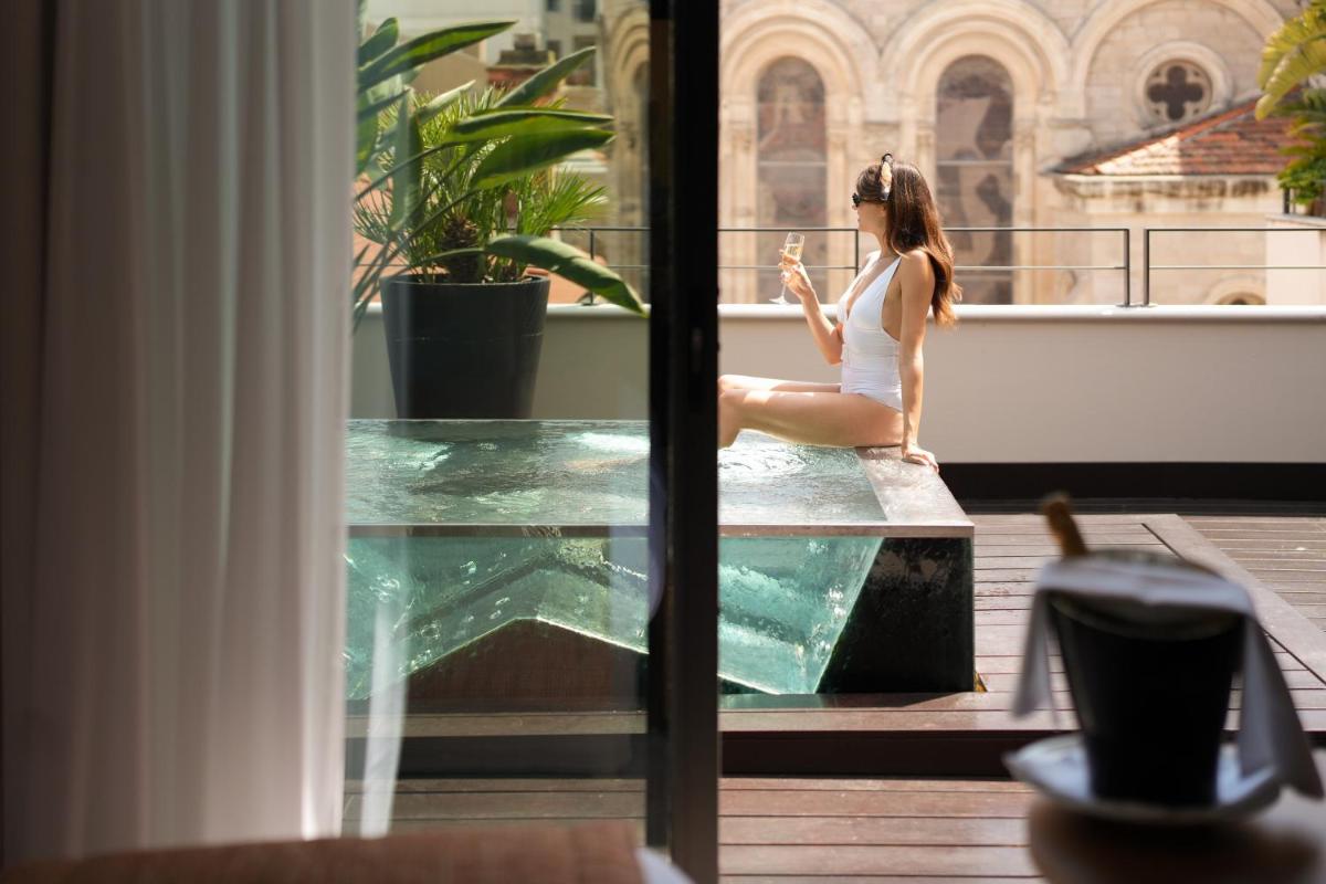 Clients de l'établissement Five Seas Cannes, a Member of Design Hotels™