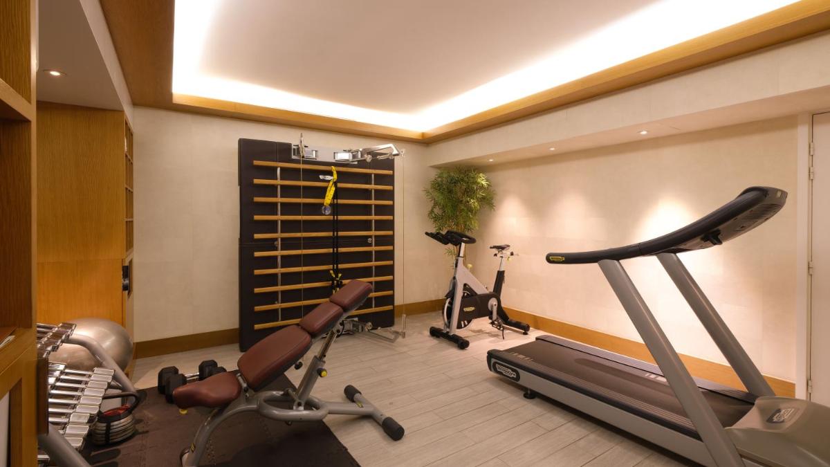 Salle ou équipements de sports de l'établissement Five Seas Cannes, a Member of Design Hotels™