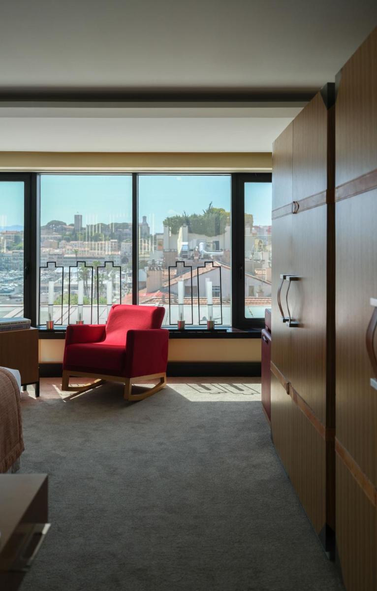 Coin salon dans l'établissement Five Seas Cannes, a Member of Design Hotels™