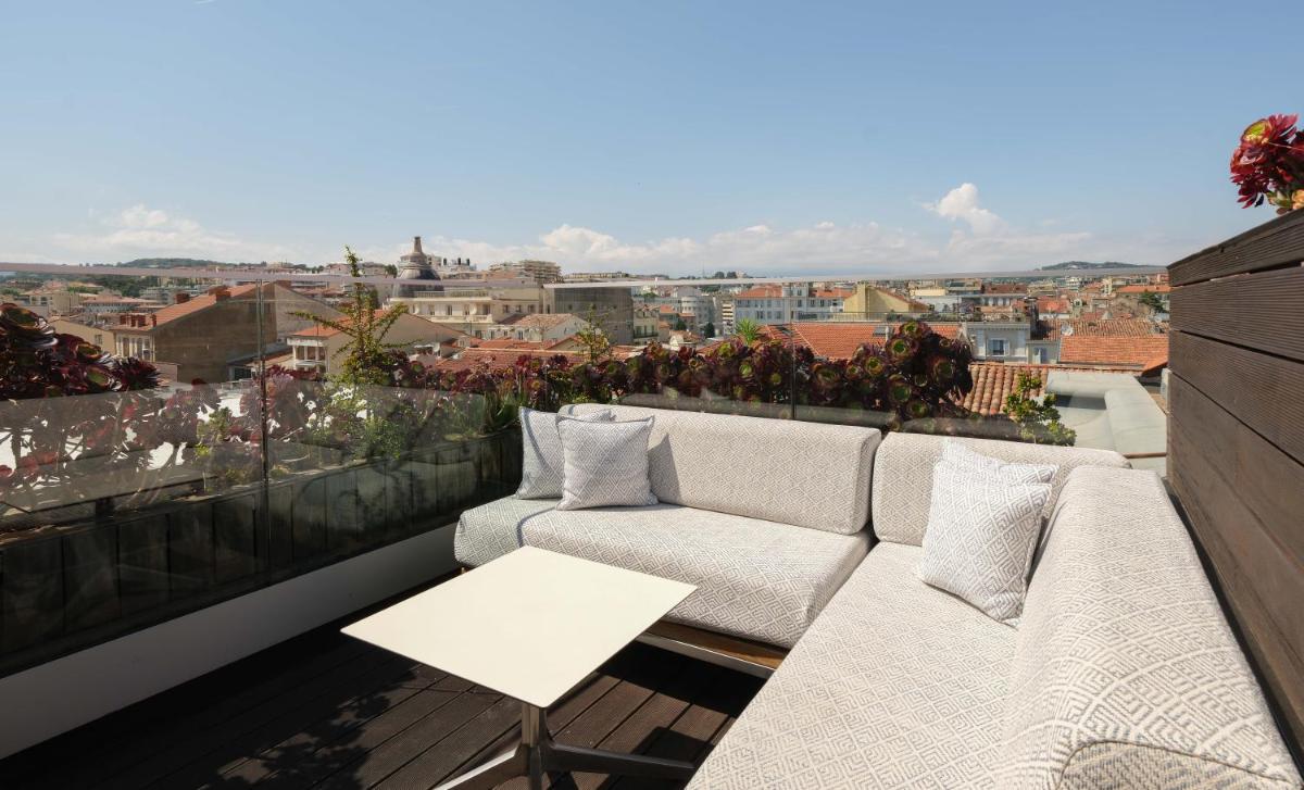 Balcon ou terrasse dans l'établissement Five Seas Cannes, a Member of Design Hotels™