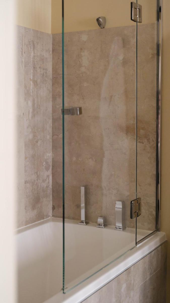 Salle de bains dans l'établissement Five Seas Cannes, a Member of Design Hotels™