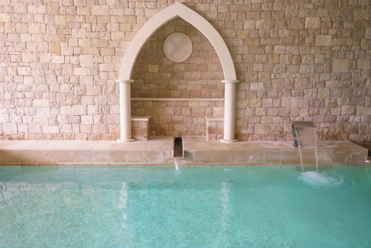 A piscina em ou perto de Real Abadia, Congress & Spa Hotel