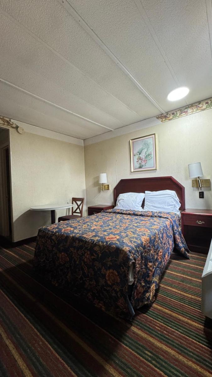 Rodeway Inn Dunmore - Housity