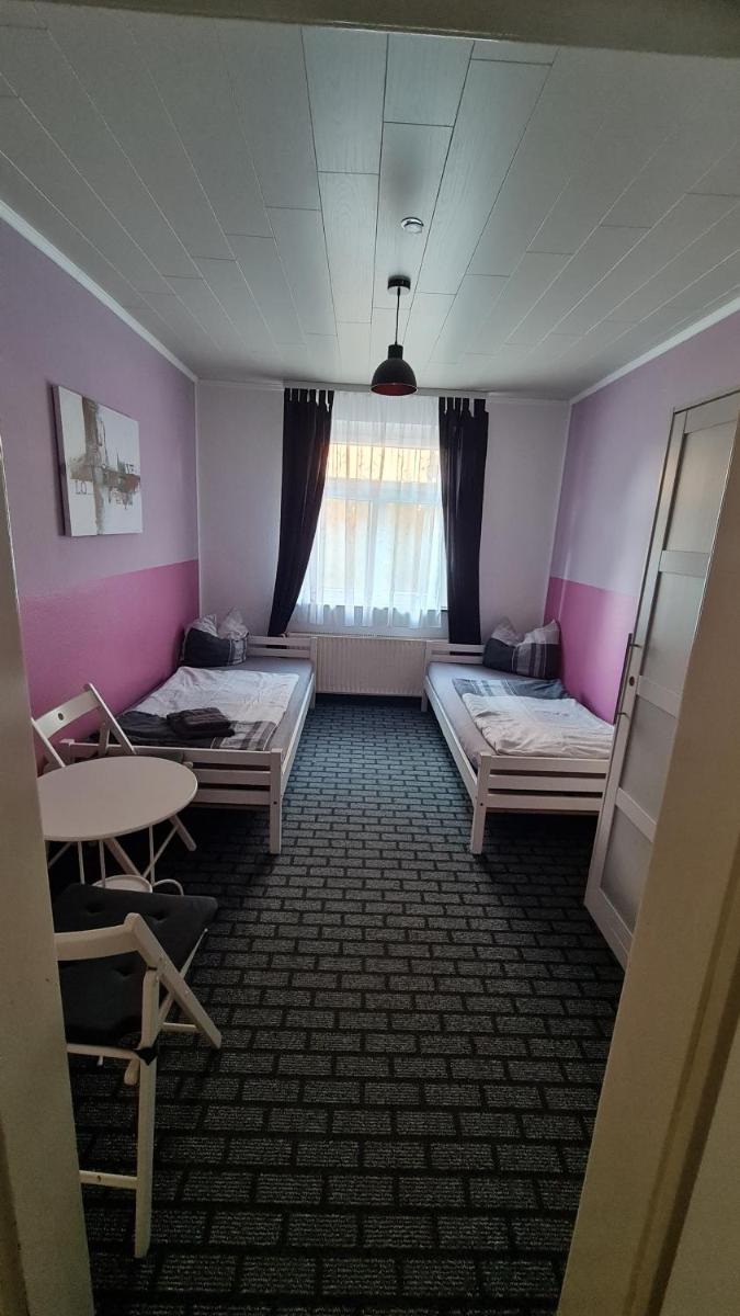 Ferienwohnung Charlett - Housity