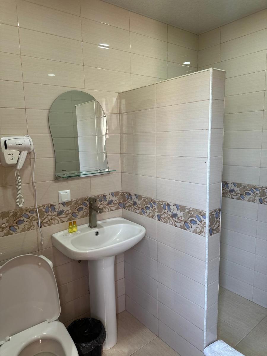 Yeghevnut Hotel - Hizvo