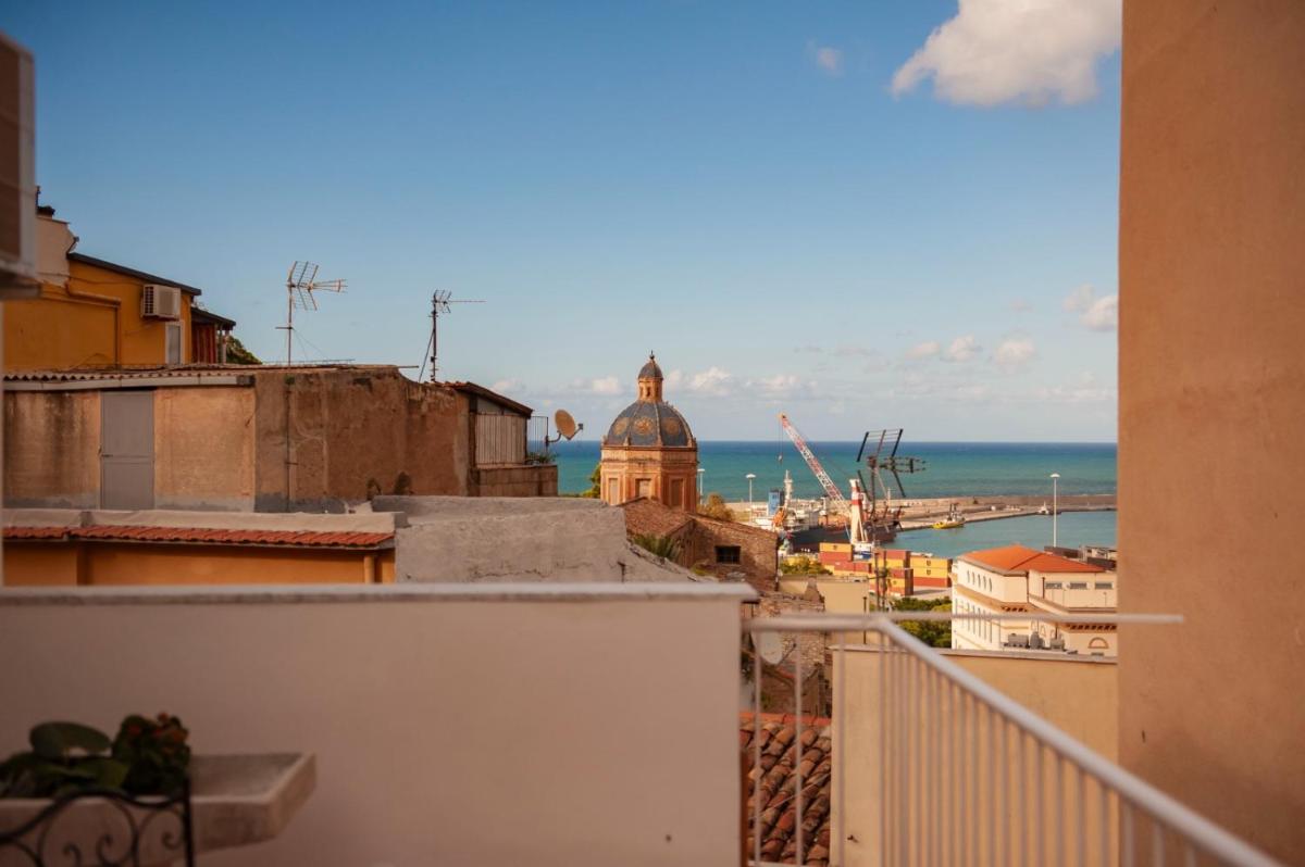 Holiday House Annunziata - Housity