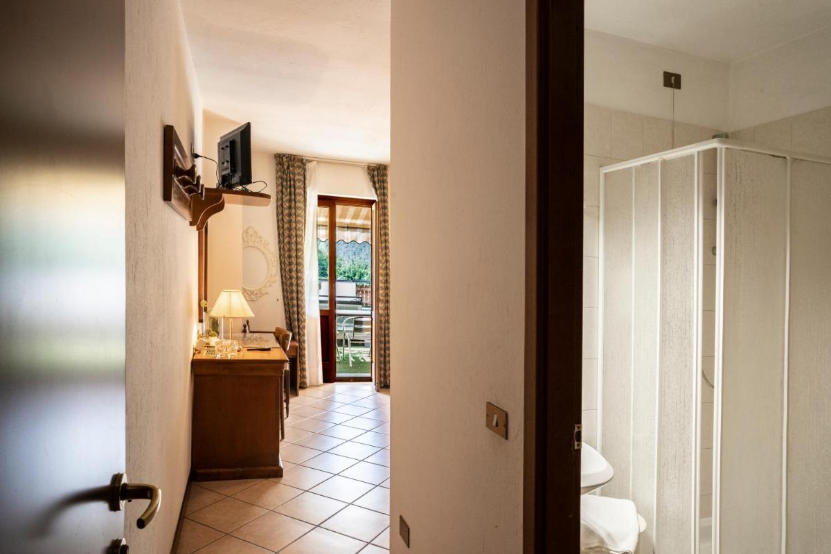 Hotel Castello - Housity