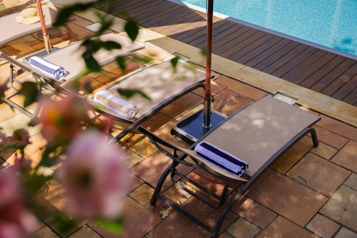 Piscine de l'établissement Alliey & Spa Piscine Appart-hôtel Serre chevalier ou située à proximité
