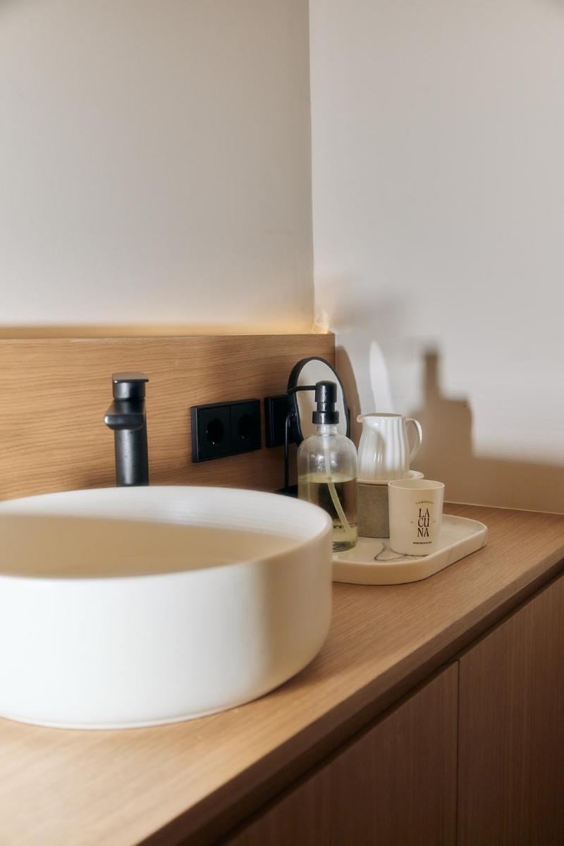 Utensilios para hacer té y café en Gran Hotel Rey Don Jaime