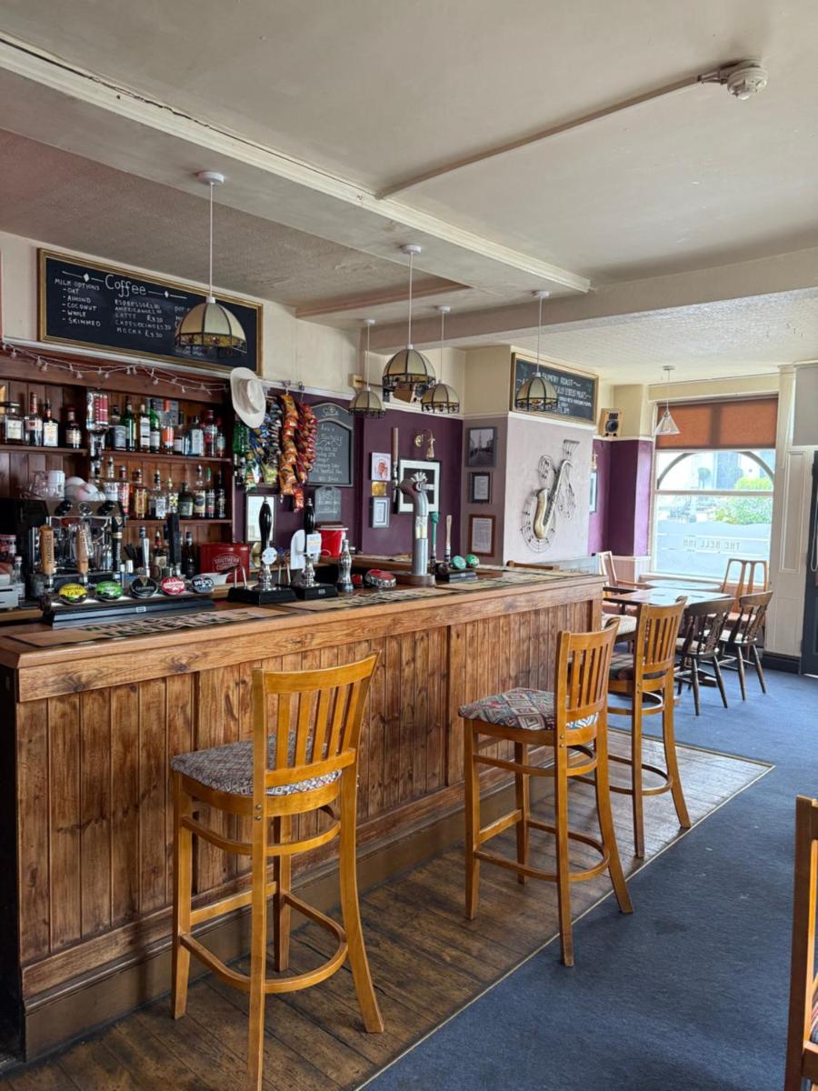 The Bell Inn - Housity