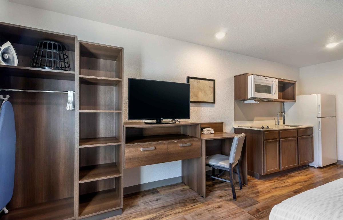 Extended Stay America Select Suites - Tampa - Brandon - East - Housity