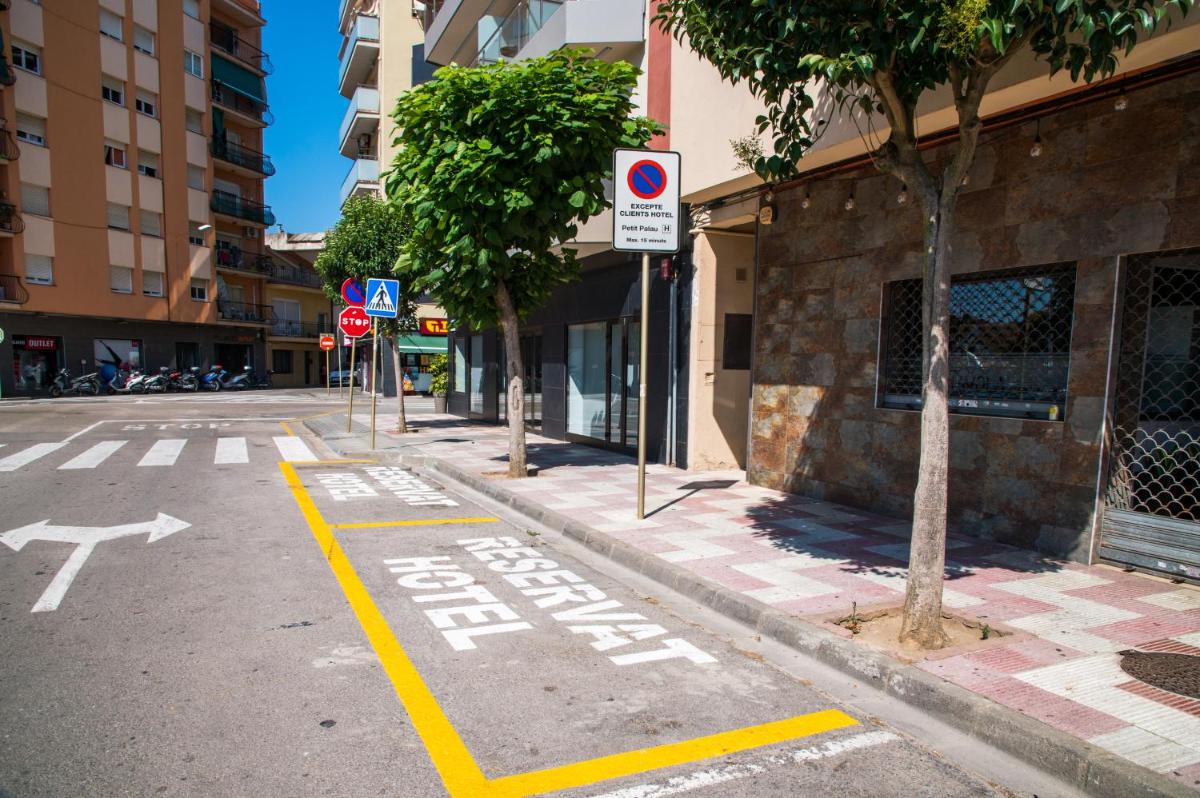 El barrio de los alrededores o un barrio cerca de este hotel
