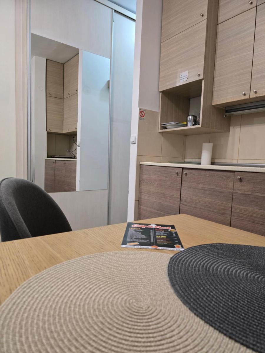 Apartment Bombonjera - Hizvo