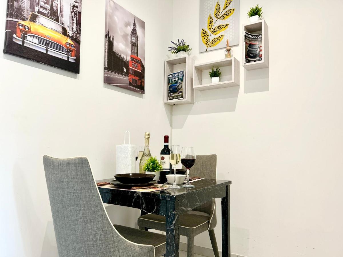 Luxury Hostel Apartment Vicino - Torino Centro - Metropolitana - Housity