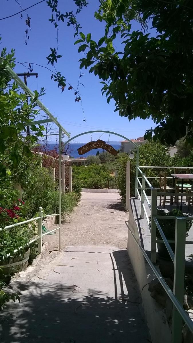 Manoleas Rooms to Let - Housity