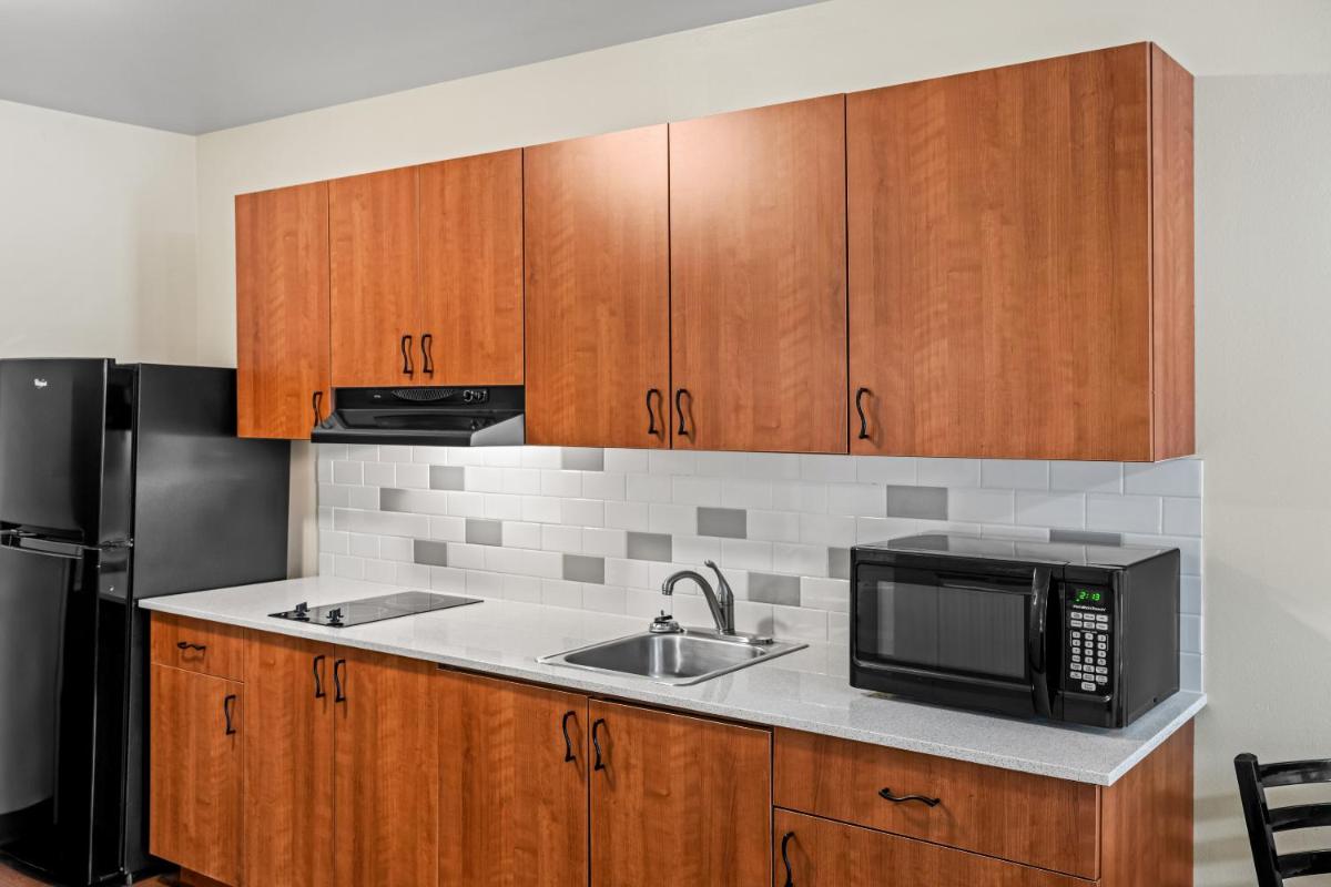 Ledgestone Suites Hotel Vernal - Housity