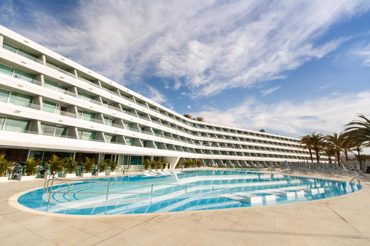 Piscina en o cerca de Santa Monica Suites Hotel