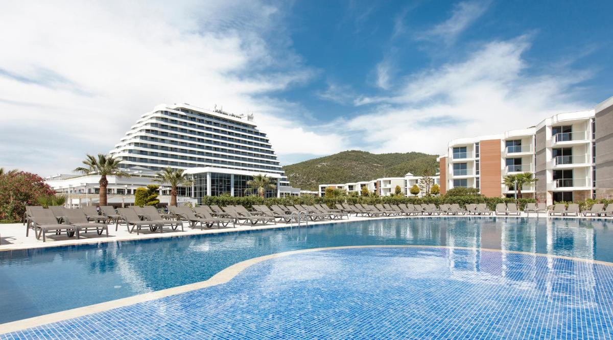 Palm Wings Ephesus Beach Resort - Ultra All Inclusive - Housity