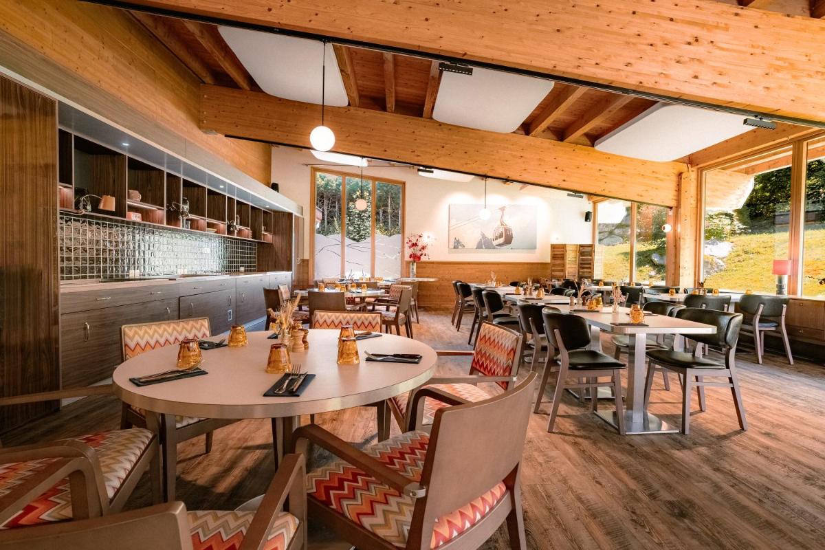 Restaurant ou autre lieu de restauration dans l'établissement Big Sky Hotel & Spa