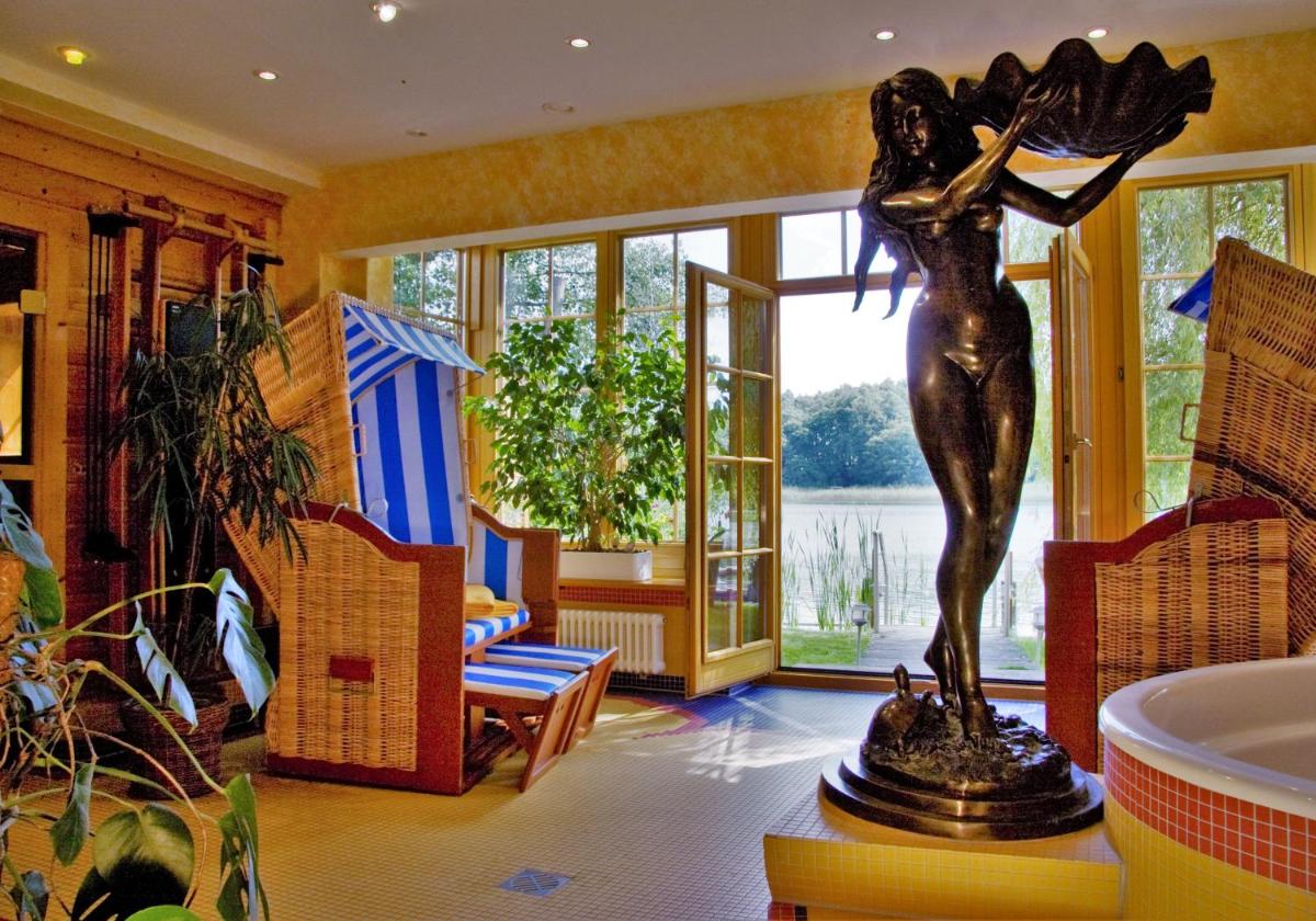 Romantischer Seegasthof & Hotel Altes Zollhaus - Housity