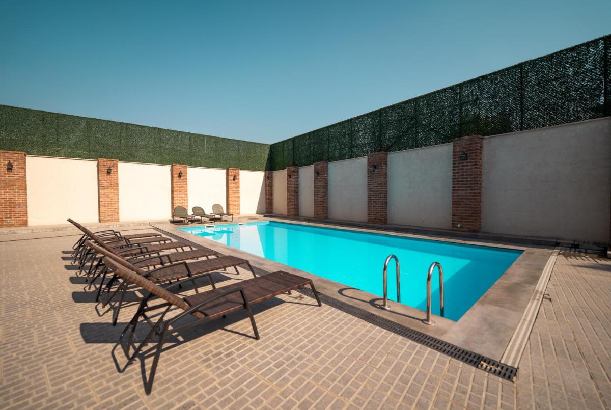 Hotel Piano Kvareli - Housity