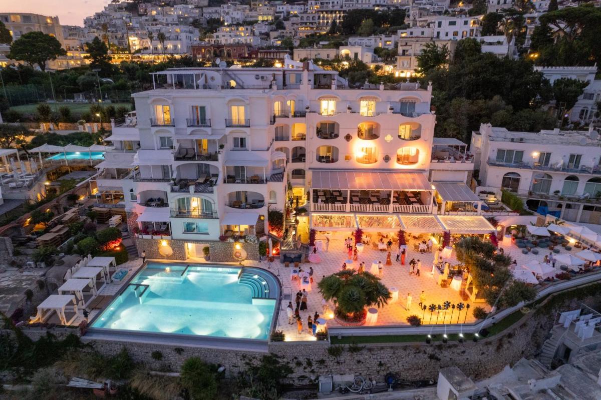 Hotel Mamela - Housity