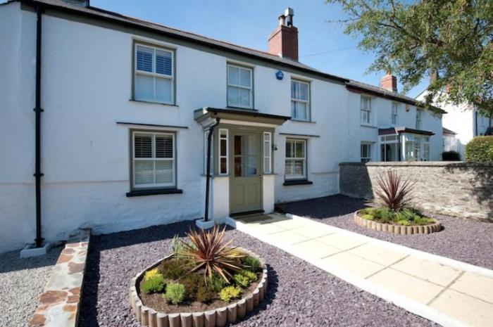 Laburnum Cottage - Housity