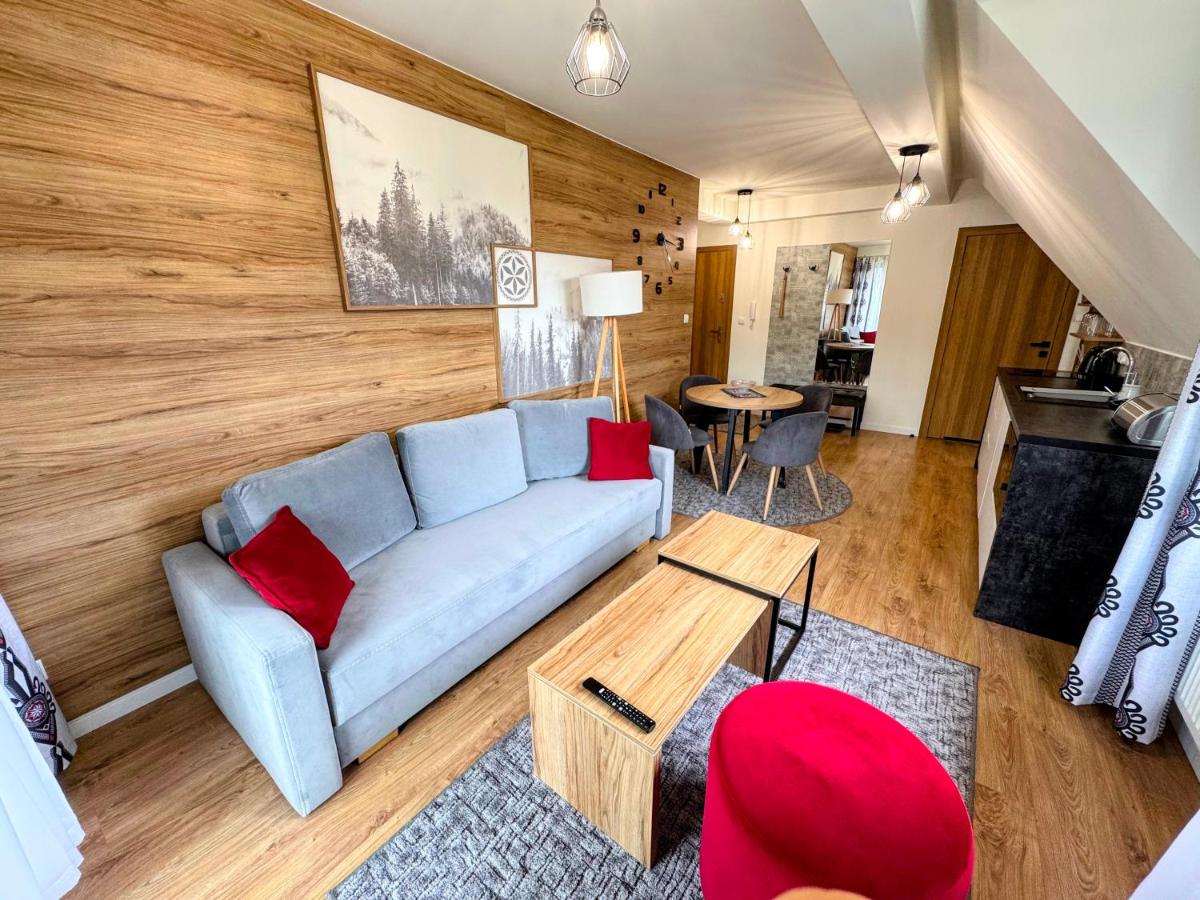 Apartament Grapa D8 - Białka Tatrzańska - Darmowy Skibus - Basen - Sauna - blisko Term Bania i wyciągów narciarskich - Housity