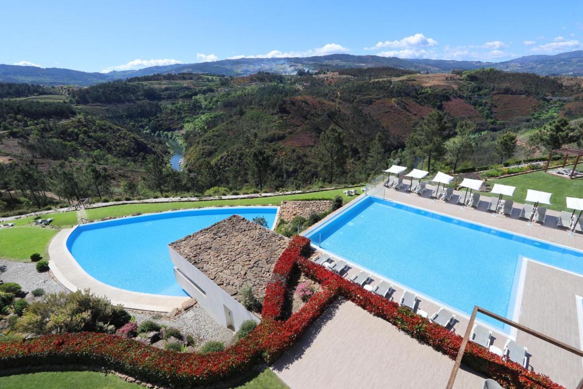 A piscina em ou perto de Agua Hotels Mondim de Basto