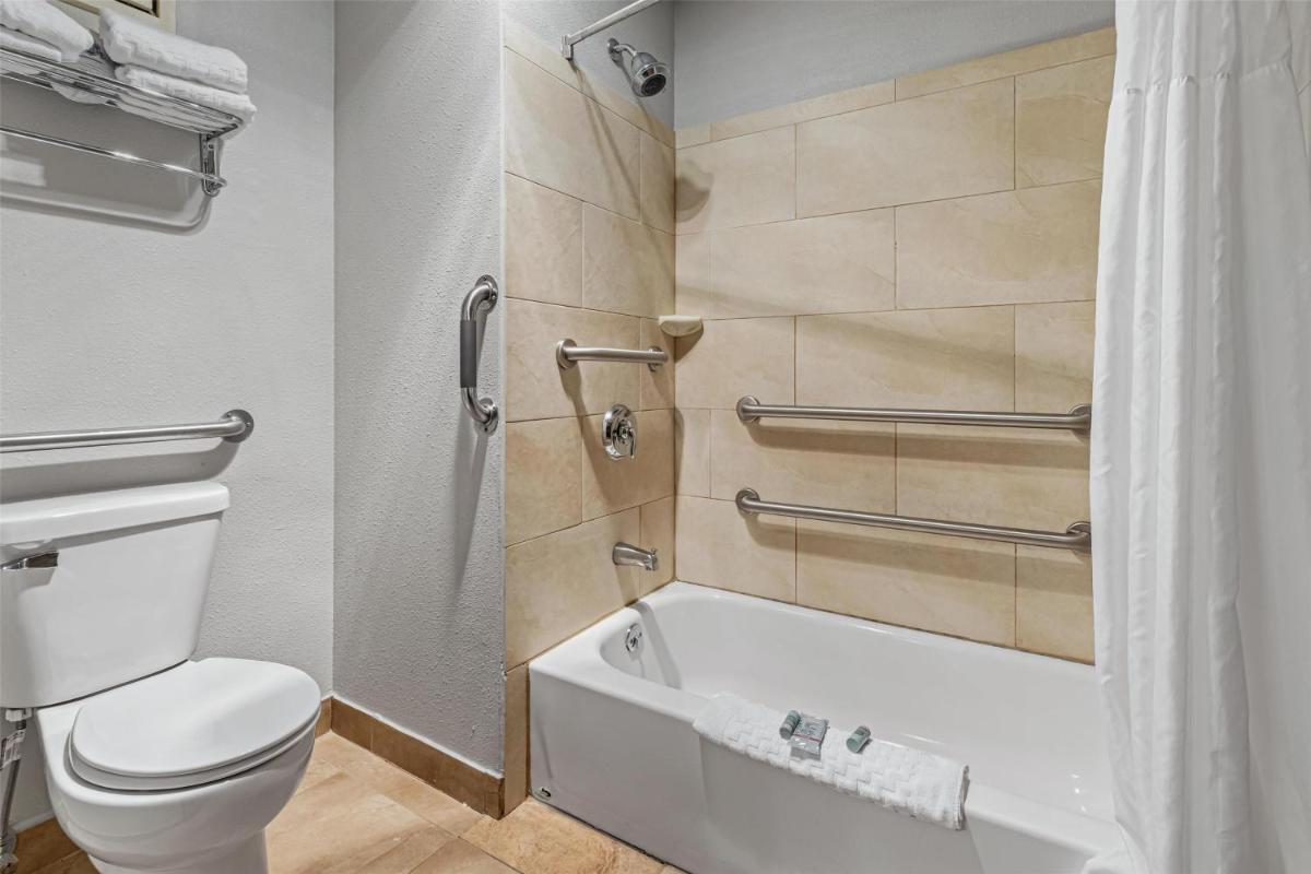 Best Western Ambassador Inn & Suites - Hizvo
