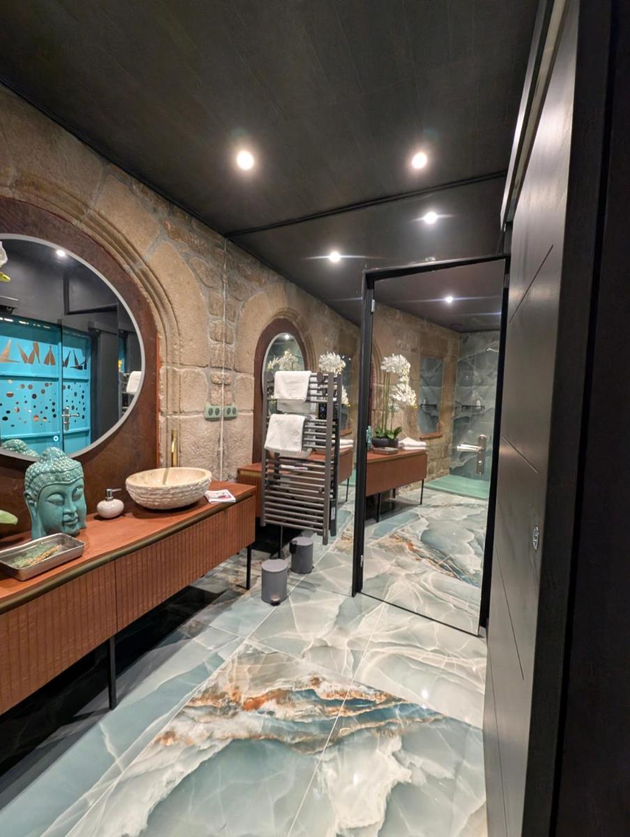 Les suites du Bouddha Bleu - Housity