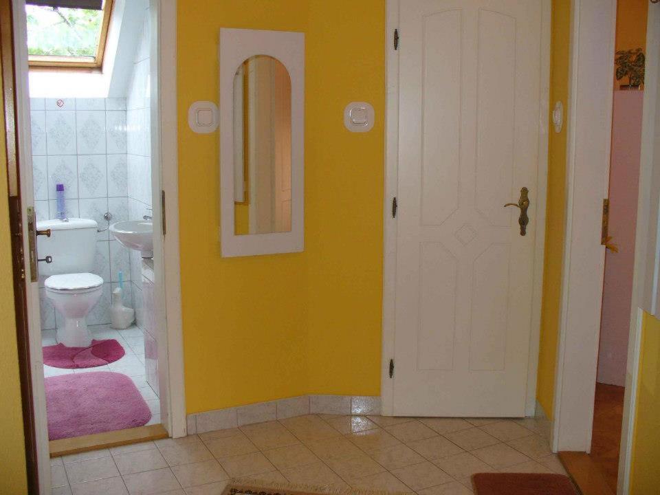 Caty Vendégház - Housity