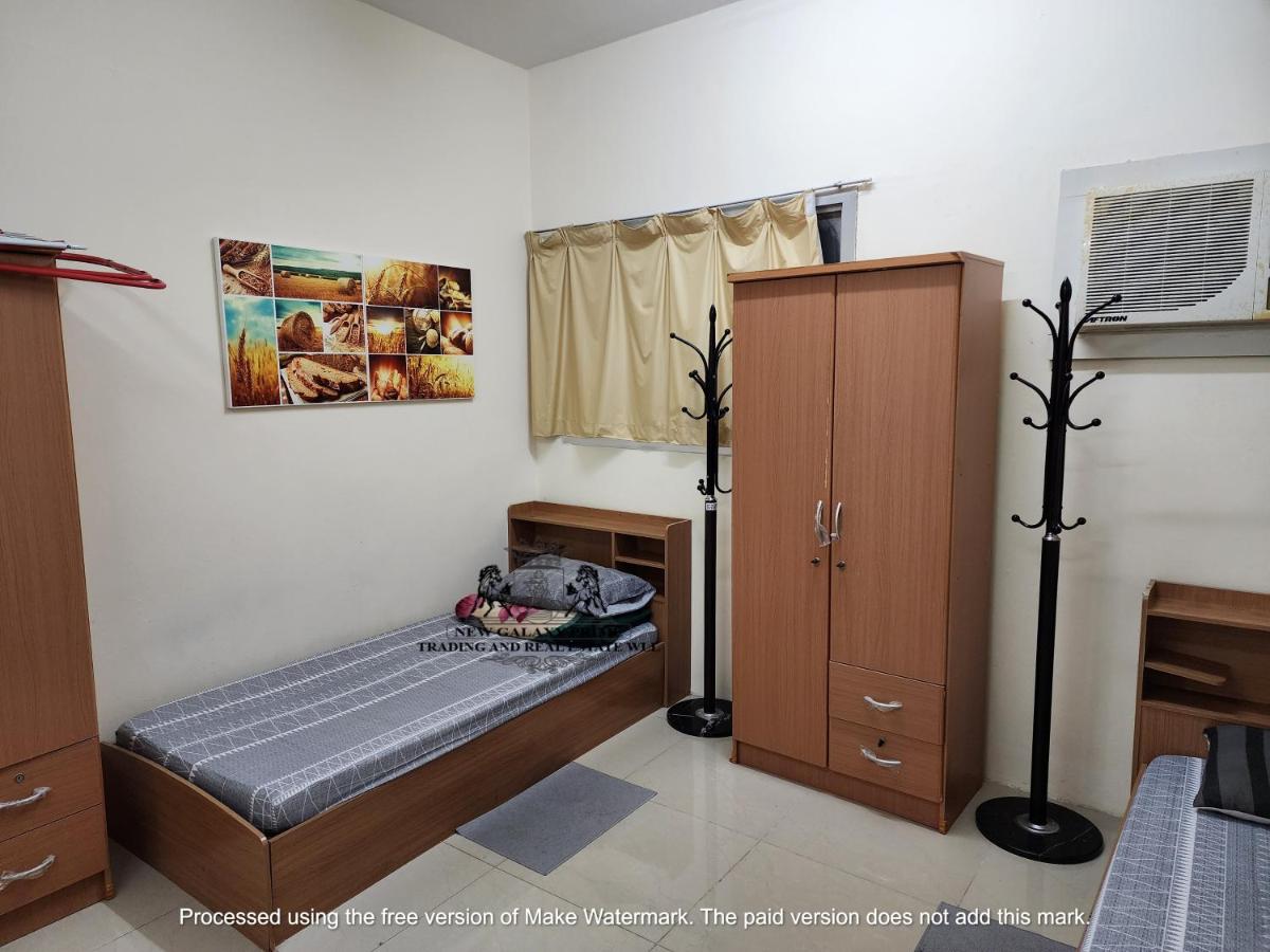 Galaxia Imparcial Male Accommodation - Housity