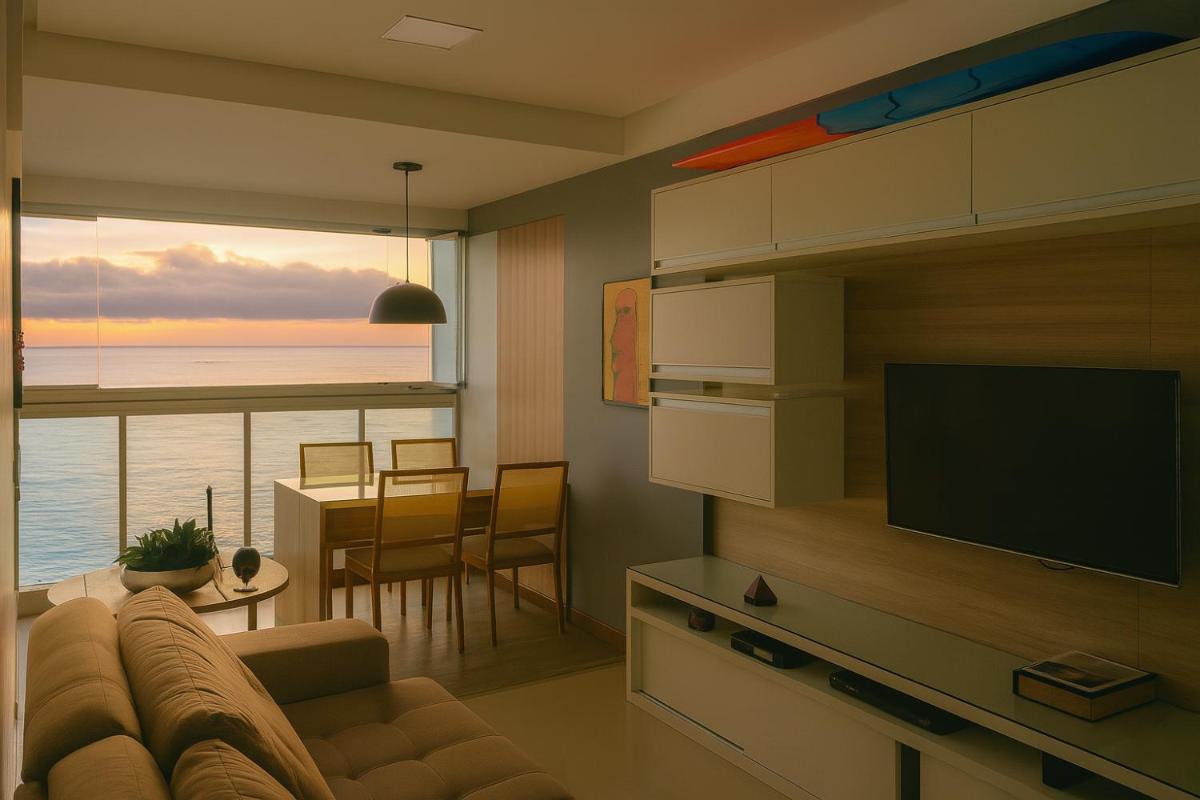 FRENTE MAR: Lindo Ap - aconchegante e decorado em Vila Velha - Housity