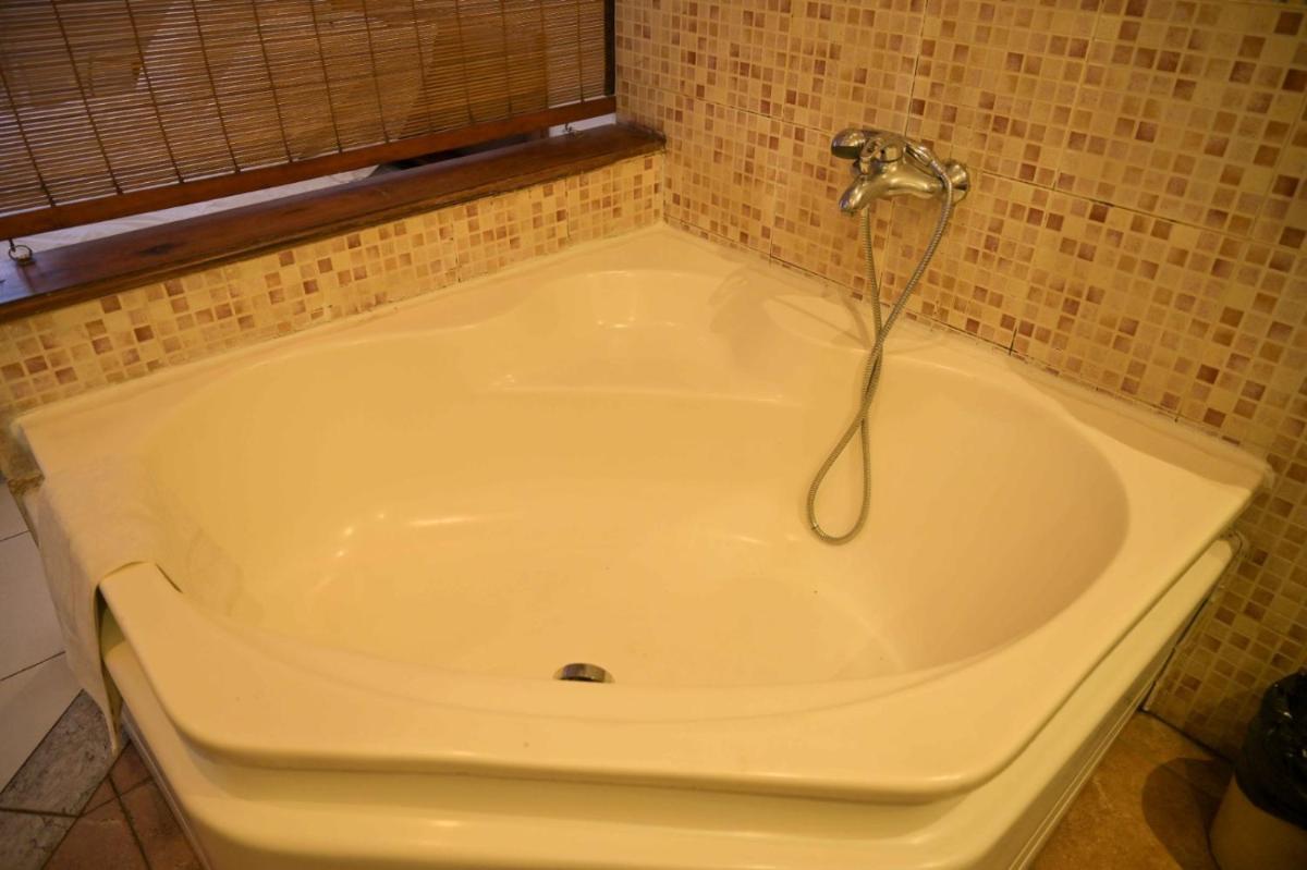 Hotel Brajas - Housity